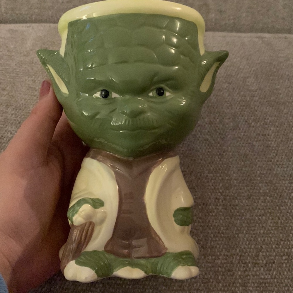 Star Wars Yoda planter